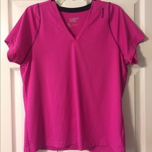 Women's athletic shirt