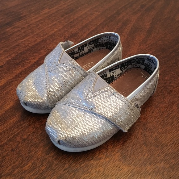 Toms silver glitter