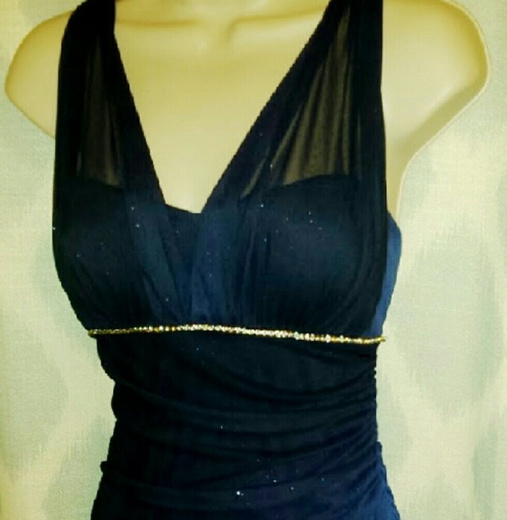 Betsy & Adam navy blue cocktail semi formal dress