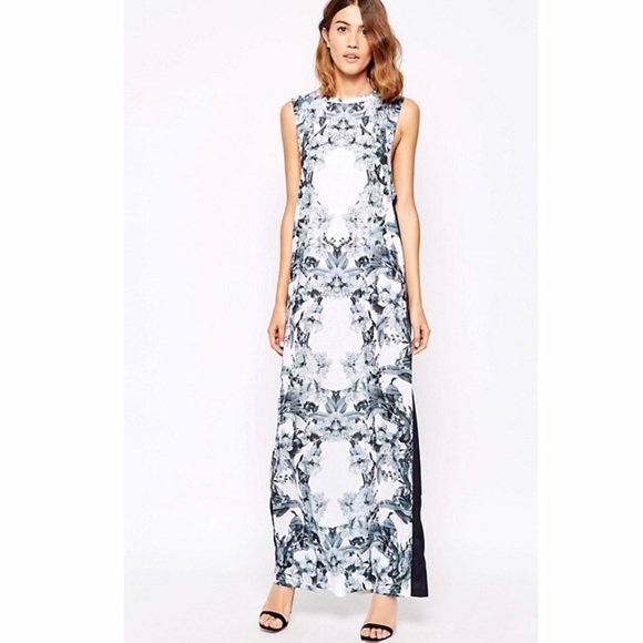 Times Like These Maxi Dress - Picture 2 of 4