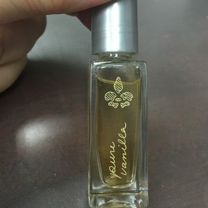 LaVanilla pure vanilla mini roller ball.