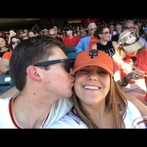 Meet your Posher, Emma