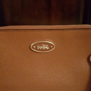 Coach wristlet in immaculate condition
