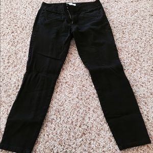Ultra skinny black pants, size 0R