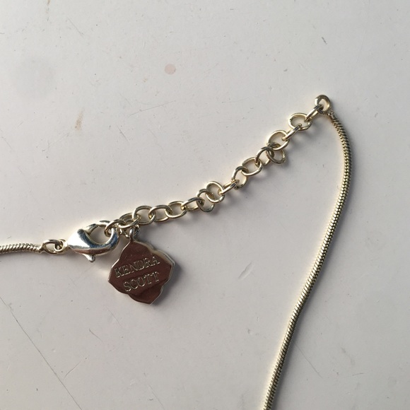 Kendra Scott necklace - Picture 2 of 3
