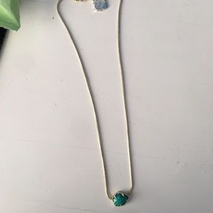 Kendra Scott necklace
