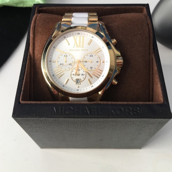 Michael Kors watch - Picture 3 of 3