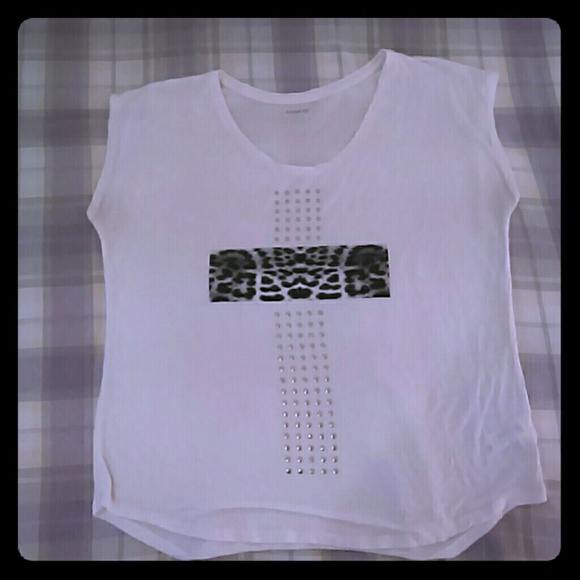 Express Metallic Cheetah Cross Graphic Tee - Picture 1 of 3