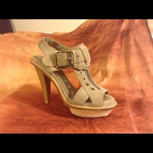 Burberry high heel shoes