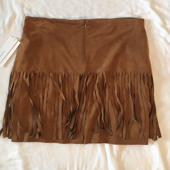 Takara Girls Suede fringe skirt - Picture 2 of 2