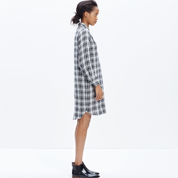 ❌Sold on Ⓜ️ercari- Madewell Latitude Shirtdress - Picture 2 of 4