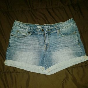 Mossimo Mid Rise Jean Shorts