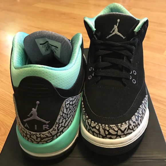 Turquoise Air Jordans - Picture 3 of 4