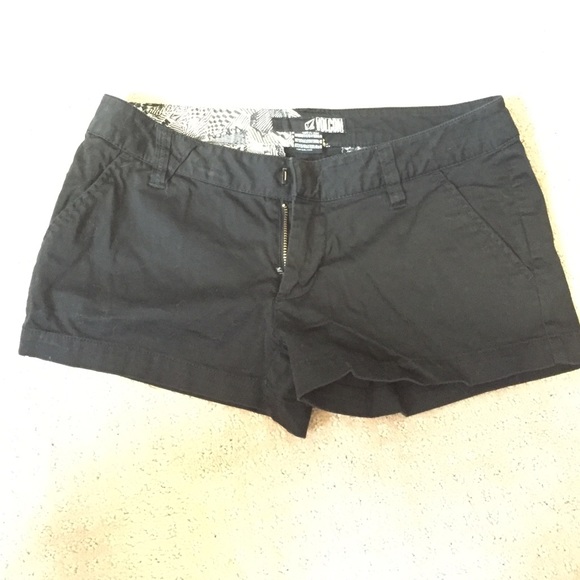 Volcom shorts