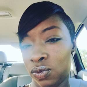 Meet your Posher, Keisha