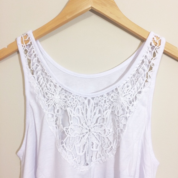 White Crochet Back Sharkbite Beach Tank Top - Picture 3 of 4
