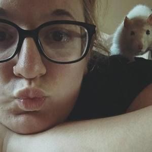 Meet your Posher, Natalie