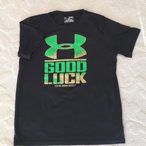 Boys under Armour tee