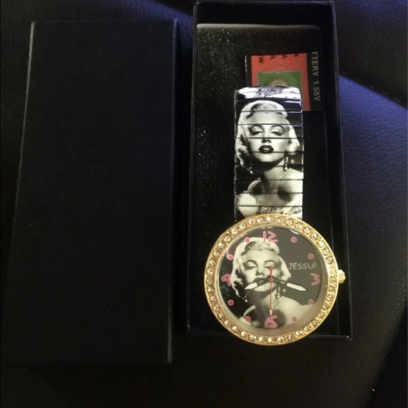 Monroe Watch - Picture 3 of 3