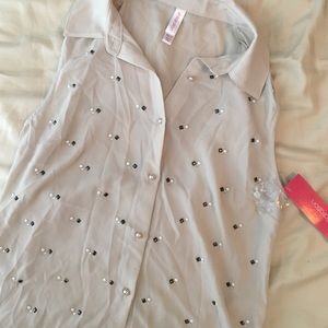 Button up detail with pearl buttons sz XS