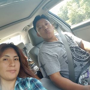 Meet your Posher, Sandy