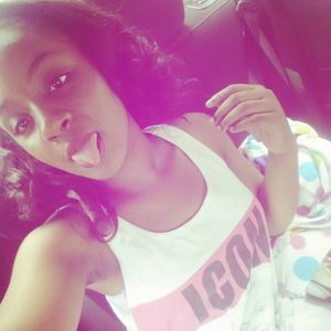 Meet your Posher, Krystelle