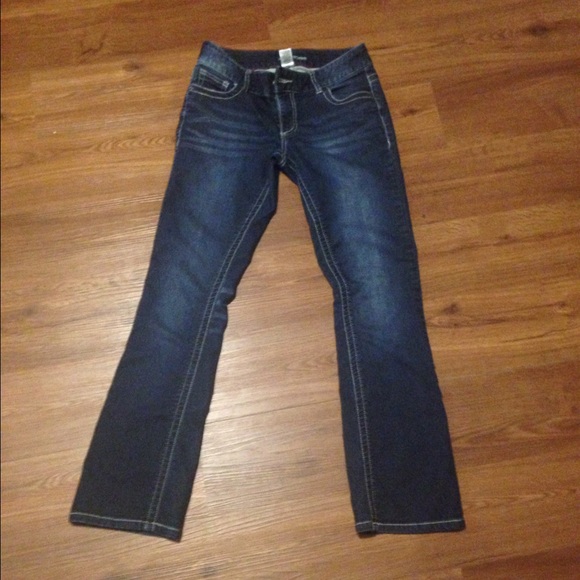 ❌SOLD❌ Maurices Jeans - Picture 1 of 4