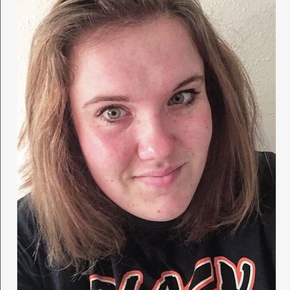 Meet your Posher, Megan - Picture 1 of 1