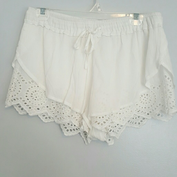 Indigo Rein White Lace Shorts