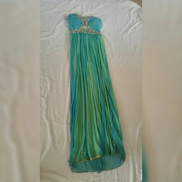 Elegant Prom dress