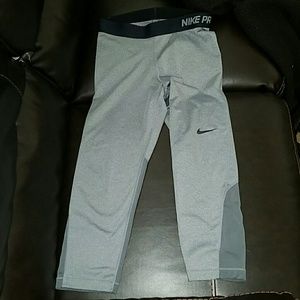 Womens grey nike pro capris