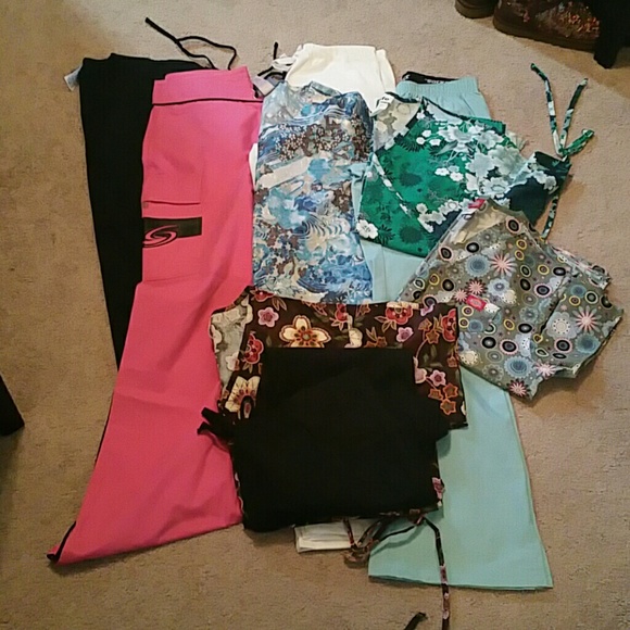 5 brand new without tag scrub sets