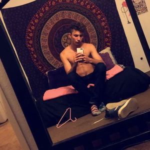 Meet your Posher, Jonathan