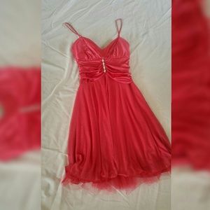 Homecoming, formal and even prom dress