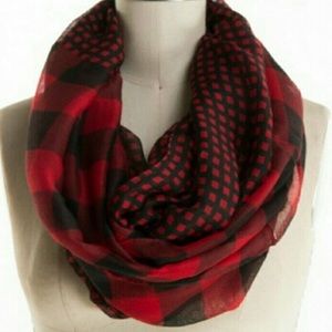 Buffalo plaid/check infinity scarf. Red