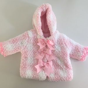 Mud Pie - adorable coat with pink bows and hood!