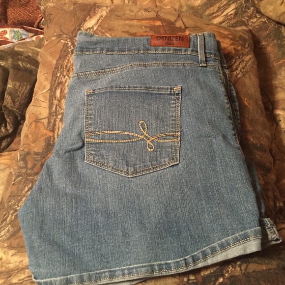 Denizen shorts