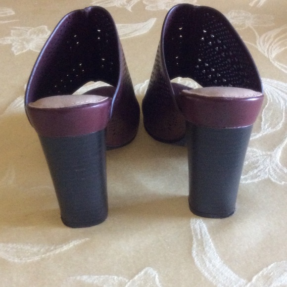 SIZE 7 CATO HEELS!!!! - Picture 3 of 4