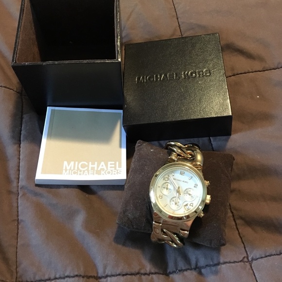 🎉Michael Kors Chainlink Gold Chronograph Watch