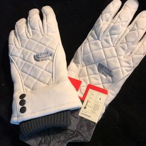 The North Face Women's Caroluna gloves