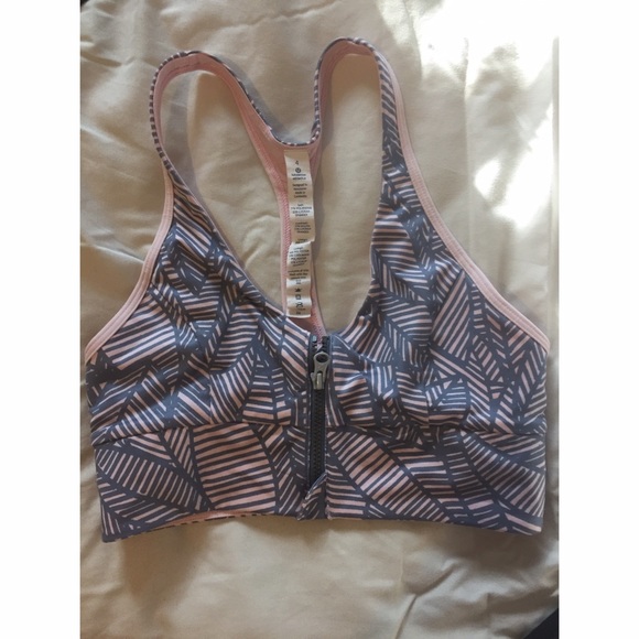 Rare Lululemon sports bra/swim top