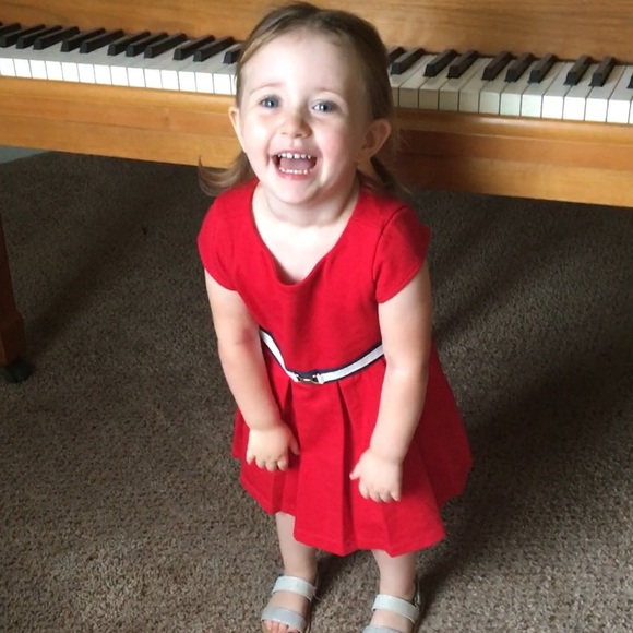 Meet your Posher, Amy - Picture 2 of 2