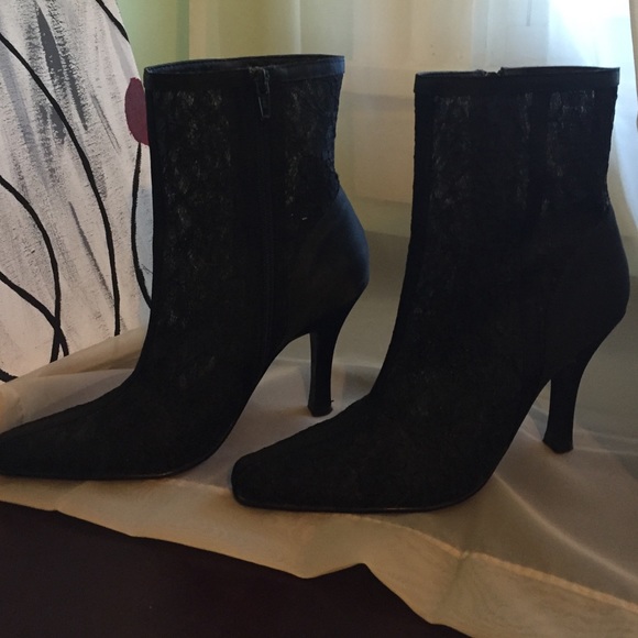 Lace boots