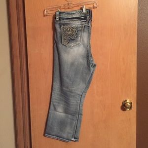 Hydraulic denim capris