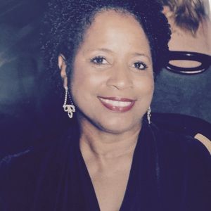 Meet your Posher, Sheila y