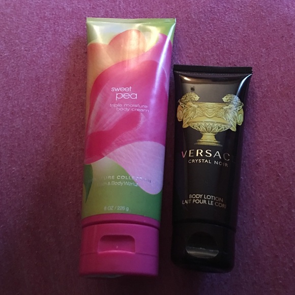 Bundle of 2 lotions.