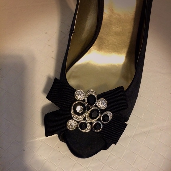 Nine West Black Satin Slingback Sandals