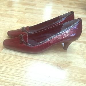 Aerosoles brand low heels