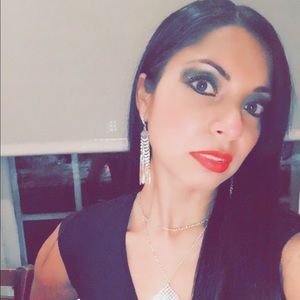 Meet your Posher, Susana