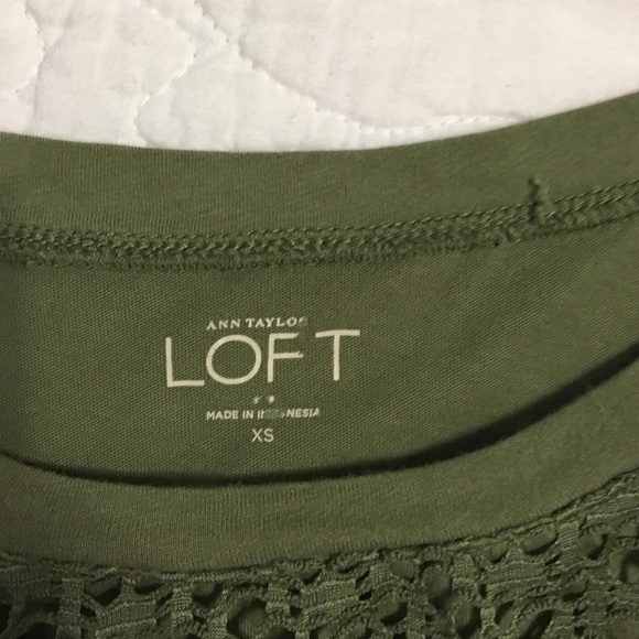 SOLD-Loft sleeveless top - Picture 3 of 4